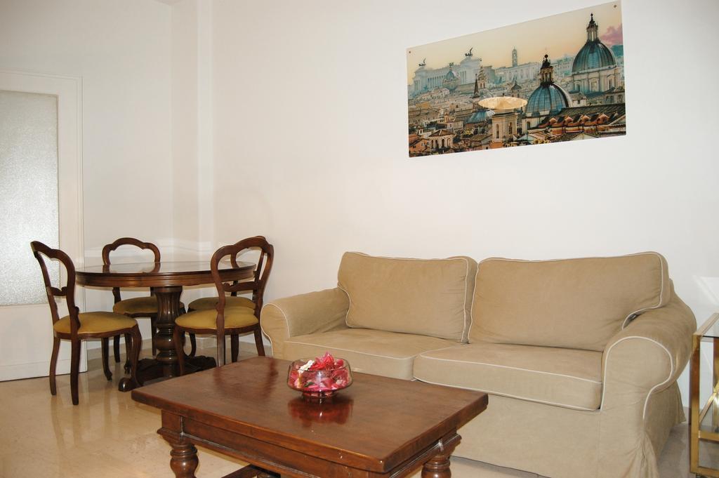 Vatican In The Moonlight Apartment Roma Quarto foto